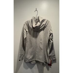 Storm Creek Size Medium Funnel Neck Long Sleeve Shirt Pullover Thumbholes READ